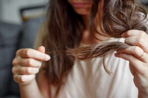 How Can I Self-Manage PCOS Hair Growth?