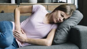 What Are Some Warning Signs Of PCOS and Irregular Periods?