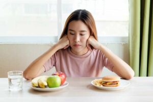 What Foods Should I Avoid With PCOS Abdominal Pain?
