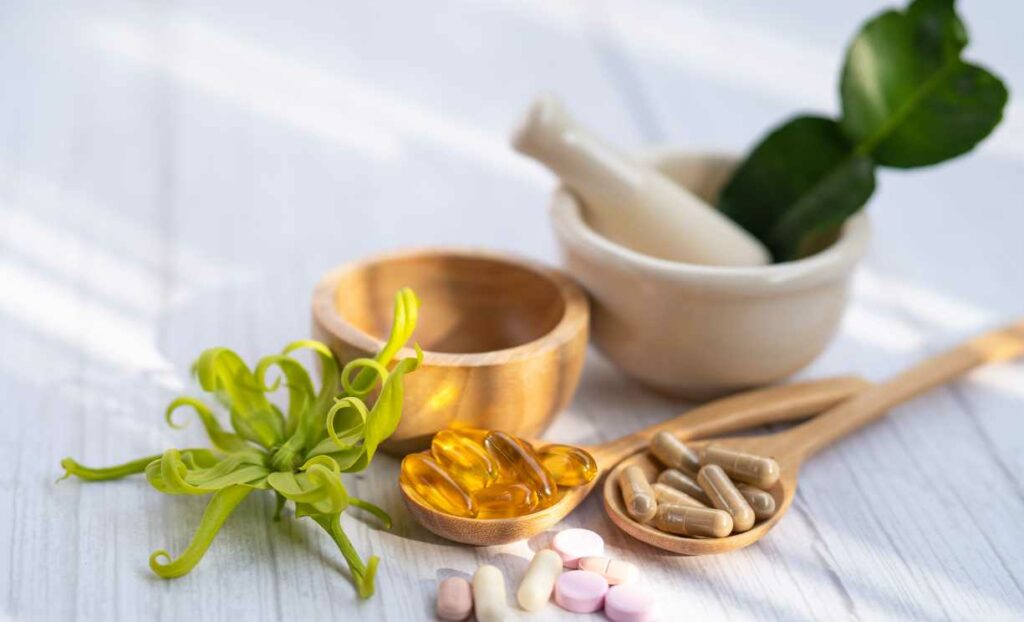 natural medicines for hot flashes