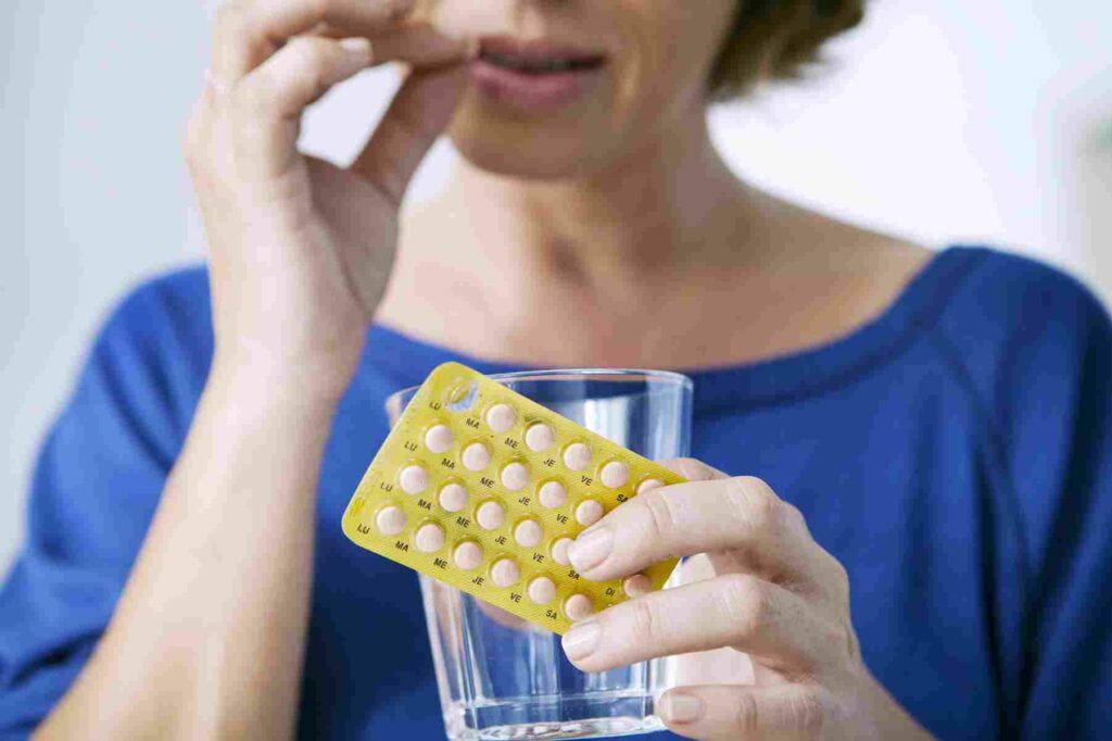 Different Medicines For Perimenopause: Benefits And Risks To Consider